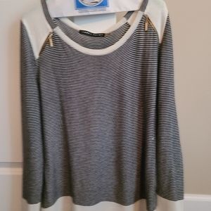 Long sleeve black and white sweater